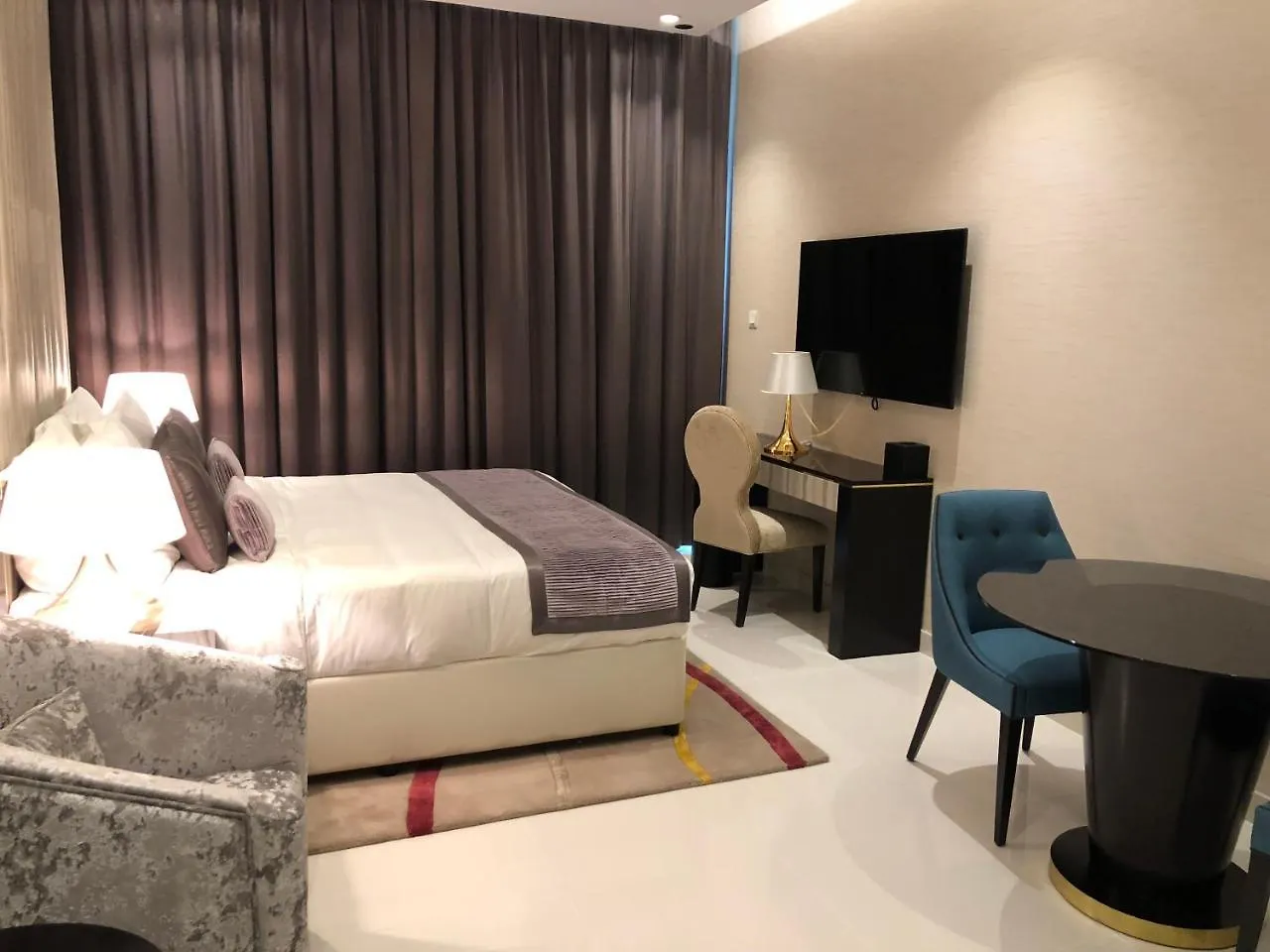 Damac Upper Crest In Downtown Holiday Homes Дубай 0*,  ОАЭ